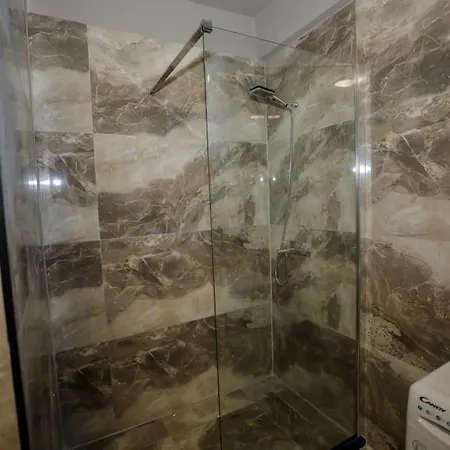 Miku - Impressive 1 Bedroom Downtown *