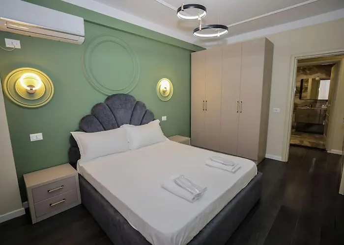 Miku - Impressive 1 Bedroom Downtown *