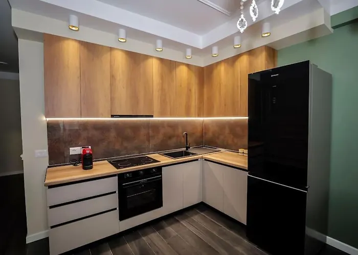 Miku - Impressive 1 Bedroom Downtown Apartment *