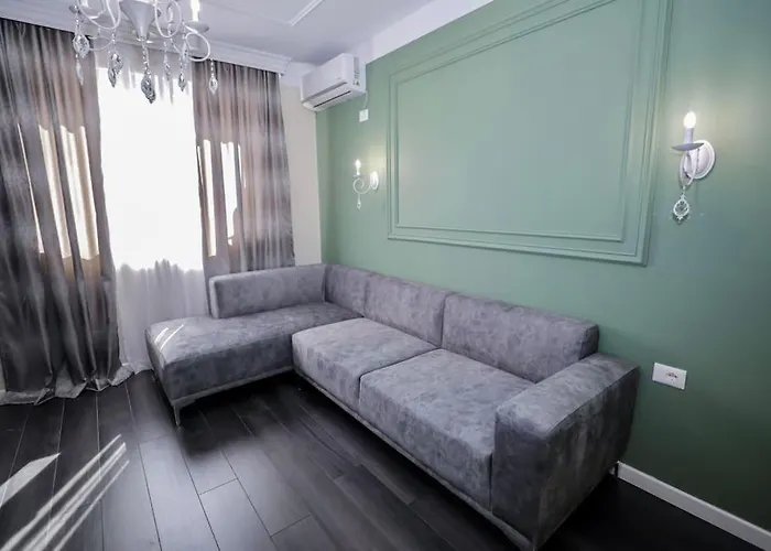 Miku - Impressive 1 Bedroom Downtown *